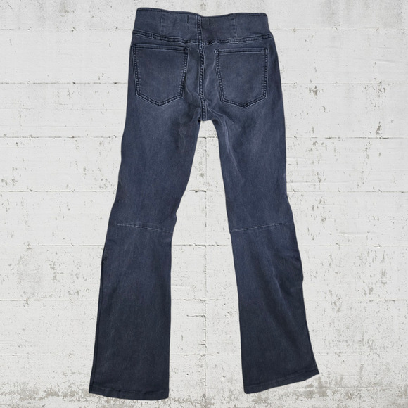 We the Free Black Pull On Elastic Waist Flare Wide Leg Stretch Jeans Size 27 - Picture 8 of 8